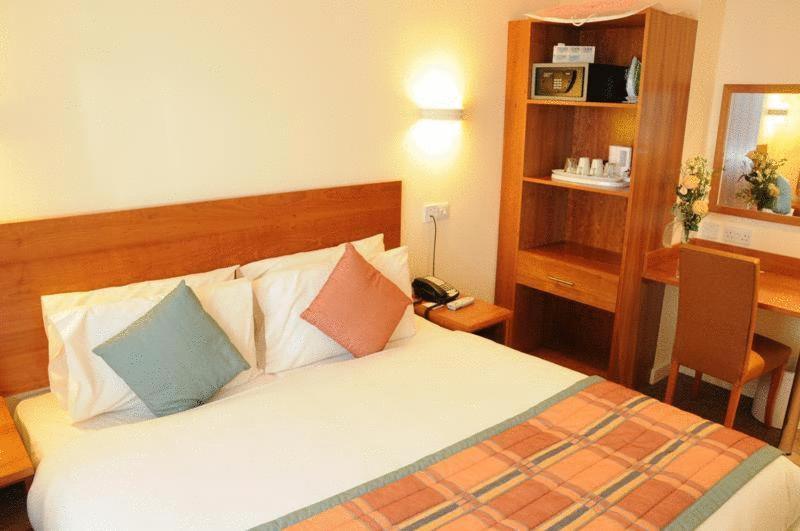 Sefton Express Hotel Ballasalla Zimmer foto